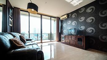 Strategic And Spacious 2Br At Sumatra36 Apartment