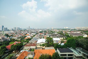 Spacious And Comfy 2Br At L'Avenue Pancoran Apartment