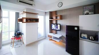 Modern And Compact Studio At Grand Sungkono Lagoon Apartment