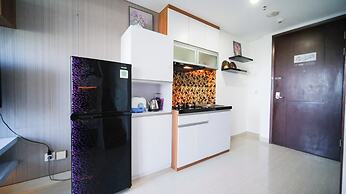 Modern And Compact Studio At Grand Sungkono Lagoon Apartment