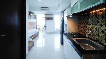 Modern And Compact Studio At Grand Sungkono Lagoon Apartment