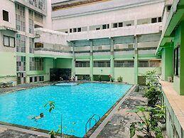 Good And Comfortable Studio At Menteng Square Apartment