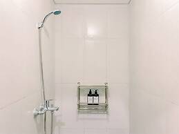 Warm And Homey Studio At Royal Sentul Park Apartment