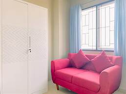 Warm And Homey Studio At Royal Sentul Park Apartment