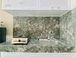 Warm And Homey Studio At Royal Sentul Park Apartment