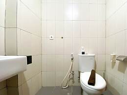 Homey 1Br Apartment At Dago Suites