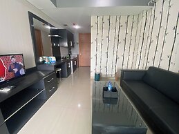 Homey 1Br Apartment At Dago Suites