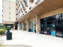 Good And Comfy Studio At Azalea Suites Apartment