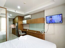 Good And Comfy Studio At Azalea Suites Apartment