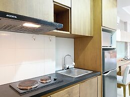 Good And Comfy Studio At Azalea Suites Apartment