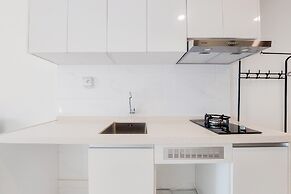 Warm And Homey Studio Apartment At Sky House Alam Sutera