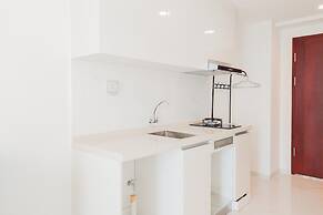 Warm And Homey Studio Apartment At Sky House Alam Sutera