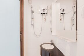 Warm And Homey Studio Apartment At Sky House Alam Sutera