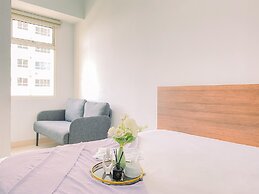 Cozy And Homey Studio At Springlake Summarecon Bekasi Apartment