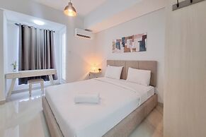 Comfortable And Homey Studio Room At Barsa City Apartment