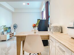 Homey And Spacious 2Br At Meikarta Apartment