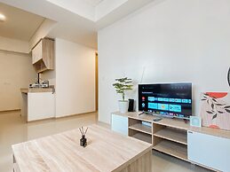 Homey And Spacious 2Br At Meikarta Apartment