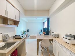 Homey And Spacious 2Br At Meikarta Apartment