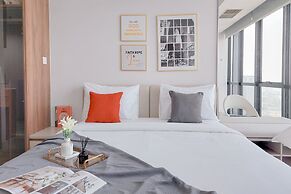 Good Place And Comfy Studio Apartment At The Smith Alam Sutera