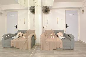 Good Choice And Homey 2Br At Bassura City Apartment