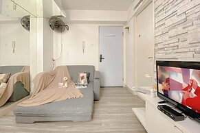 Good Choice And Homey 2Br At Bassura City Apartment