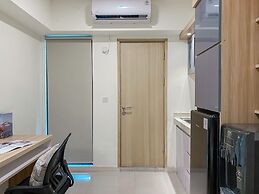 Good Place And Homey Studio Meikarta Apartment