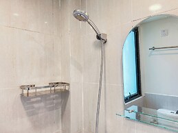 Good Place And Homey Studio Meikarta Apartment