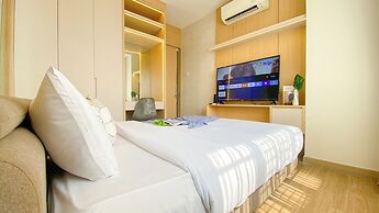 Modern Look 2Br At Puri Garden Apartment