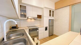 Modern Look 2Br At Puri Garden Apartment