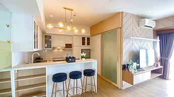 Modern Look 2Br At Puri Garden Apartment