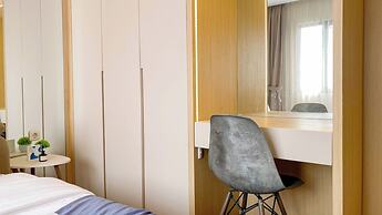 Modern Look 2Br At Puri Garden Apartment