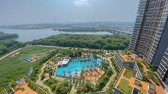 Good And Modern Look Studio At Gold Coast Apartment