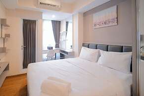 Compact And Comfortable Living Studio At Grand Sungkono Lagoon Apartme