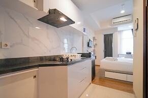 Compact And Comfortable Living Studio At Grand Sungkono Lagoon Apartme