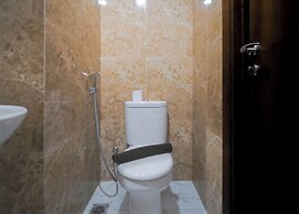 Compact And Comfortable Living Studio At Grand Sungkono Lagoon Apartme