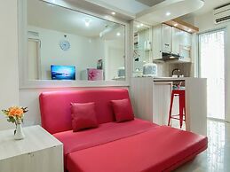 Warm And Homey 2Br At Bassura City Apartment