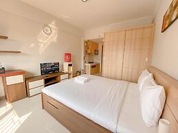 Great Deal Studio Room At Pinewood Jatinangor Apartment