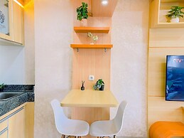 Good Place And Spacious Studio Transpark Cibubur Apartment
