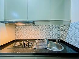 Modern Look 1Br Apartment At Atlanta Residence