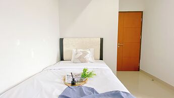 Comfort Living 2Br Apartment At Royal Olive Residence