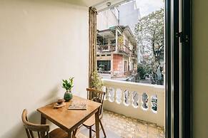 UNIQUE Creative Apartment w ROOFTOP Garden