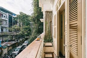 UNIQUE Creative Apartment w ROOFTOP Garden