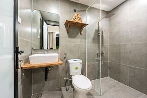 UNIQUE Creative Apartment w ROOFTOP Garden