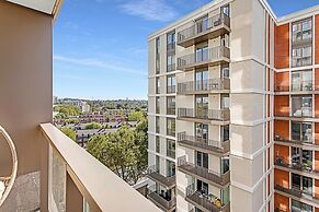 Gorgeous Clapham Flat