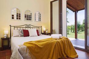 Casale Della Pergola Eco-friendly by the sea