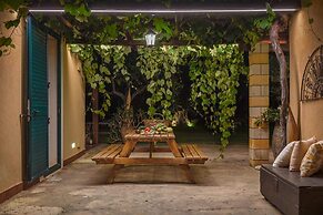 Casale Della Pergola Eco-friendly by the sea