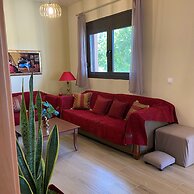 Casa Terra is Near Hillside Area Airport Beach