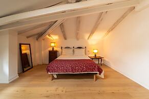 Attic Persichetto With Stunning View of Bologna