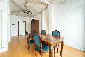 Attic Persichetto With Stunning View of Bologna