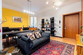 Elegante e Ampio Appartamento in Porta Romana